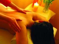 Ayur-massage04.jpg